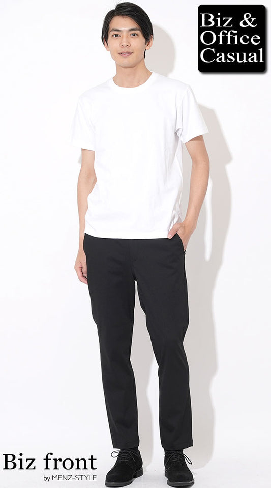 【20代】半袖白Tシャツ×黒テーパードスラックスチノパン×黒靴　biz22aw_6486