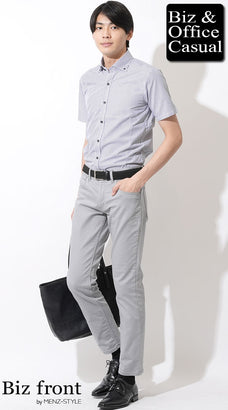 20代の真夏のオフィスカジュアルコーディネート