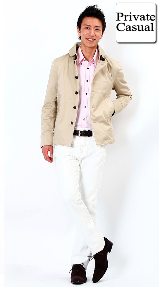 ベージュコート×ピンクシャツ×ホワイトパンツ　ノーネクタイスタイル　biz-cs0390