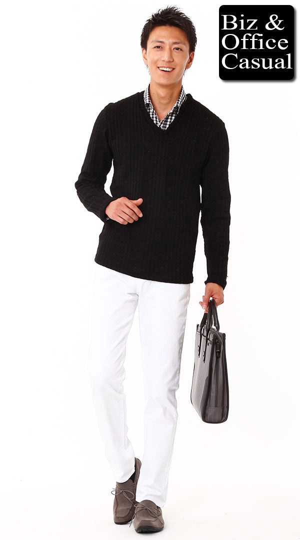 ニットセーター×ギンガムチェックシャツ×ホワイトパンツ×ドライビングシューズ　biz14ss_8161