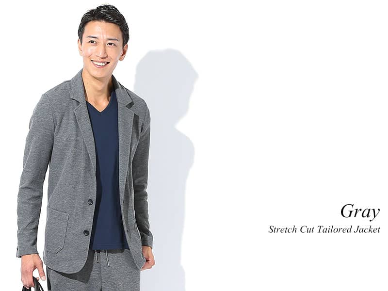 毎日同じ服に見せないようにするために