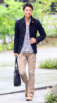 ベージュパンツコーディネート