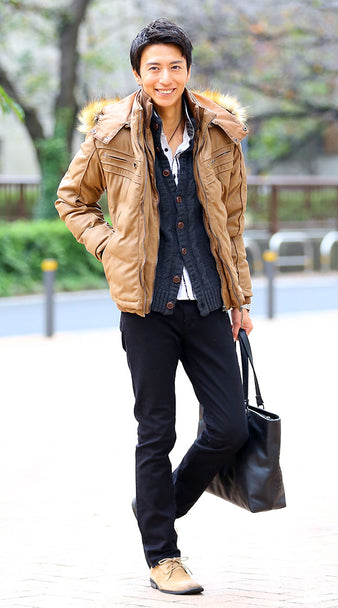 黒パンツの冬コーデ例