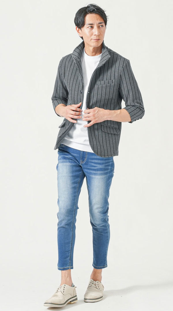 グレースタンドカラージャケット　白半袖クルーネックTシャツ　ブルースキニーアンクルデニムパンツ　グレーシューズ　snp_pt1041