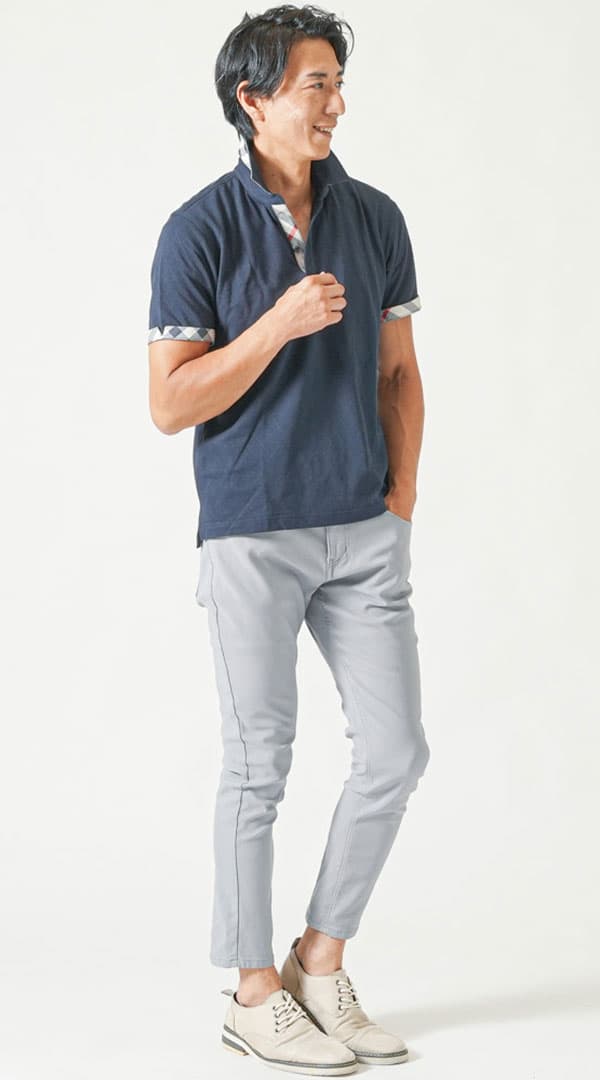 ネイビー半袖クールマックス素材ポロシャツ　グレースキニーテーパードアンクルチノパンツ　グレーシューズ　snp_py0698