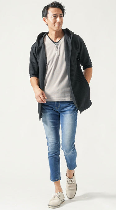 大人の男性にふさわしいワッフルTシャツコーデ例