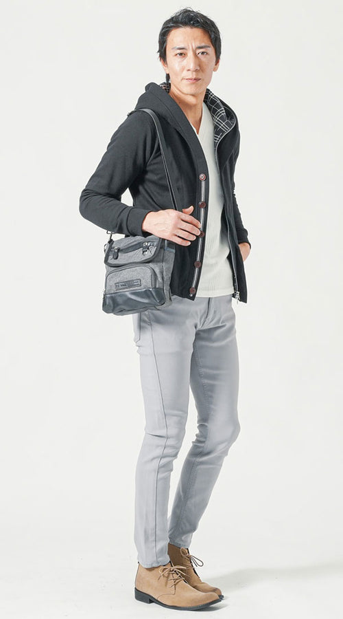 【コーデ例】撥水加工PUレザー切り替えミニショルダーバッグを使った大人コーデ