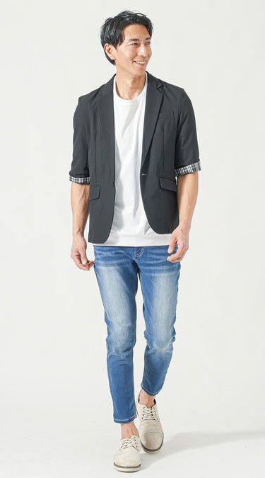 ジャケット用襟高Tシャツを使った大人の男性にふさわしいきちんと感のあるジャケットコーデ例