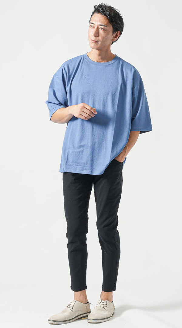 グルー半袖クルーネックTシャツ　黒スキニーテーパードアンクルチノパンツ　グレーシューズ　snp_ou0270