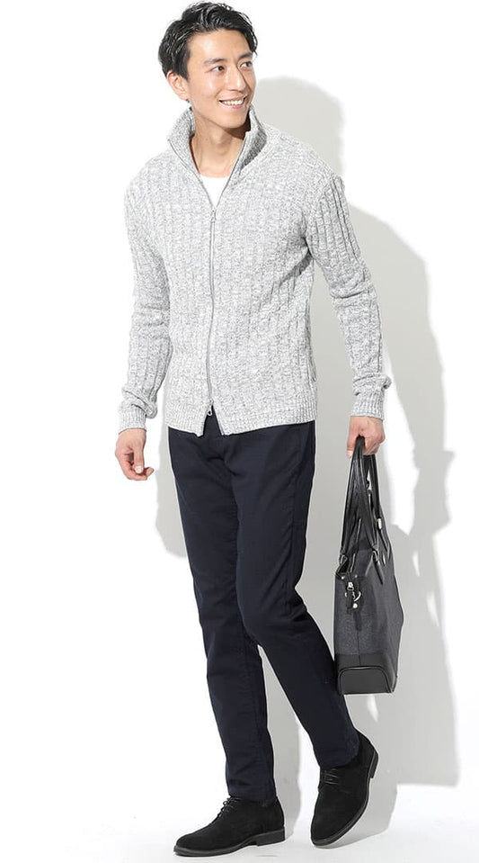 グレースタンドジップアップニット　白カットソー　ネイビースリムパンツ　スエードシューズ　biz19-20aw_6468