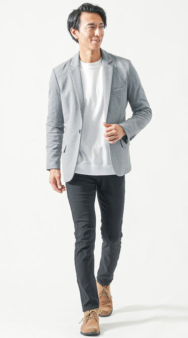 黒スキニーパンツ×ブーツコーデ