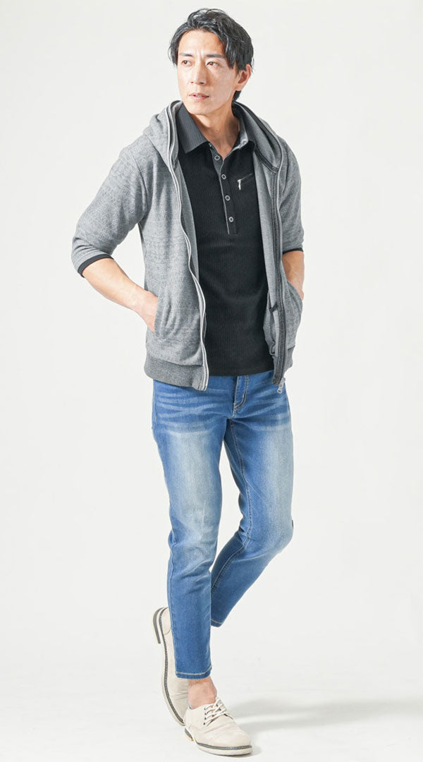 グレージップ五分袖パーカー　黒半袖七分袖ポロシャツ　ブルースキニーアンクルデニムパンツ　グレーシューズ　snp_pq0682