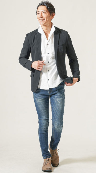 アウター+白シャツ×デニムコーデ