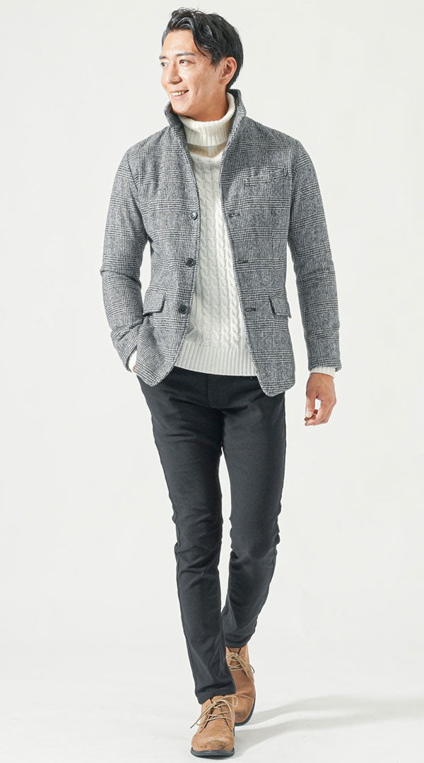 メンズにおすすめのスタンドカラージャケットと白タートルの冬コーデ