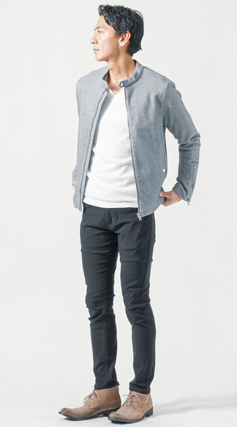 ライダースジャケット×白長袖Tシャツのメンズコーデ