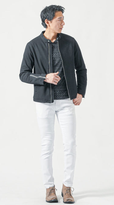 40代メンズが自然とかっこよく見えるテーパードシルエットの白パンツを使ったメンズコーデ例