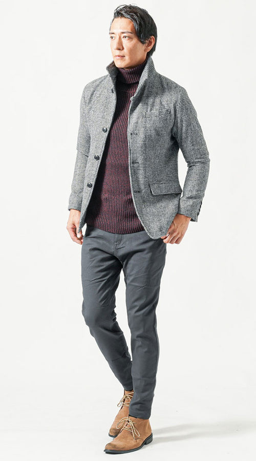 メンズにおすすめのチェックジャケットとちょいワルワインタートルネックを合わせた同窓会向けセーターコーデ