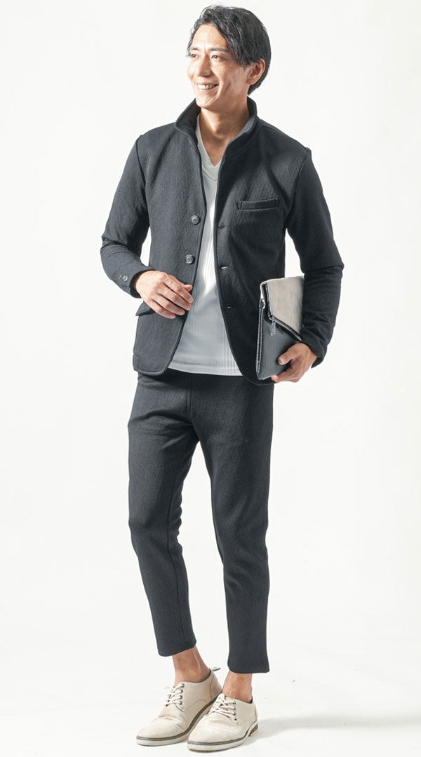 3つのポイントをおさえた40代メンズにふさわしいおしゃれな白スニーカーコーデ例