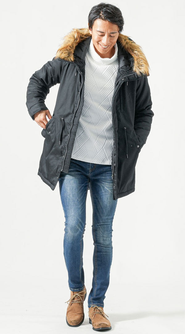 テーパードジーンズ × ショートブーツ