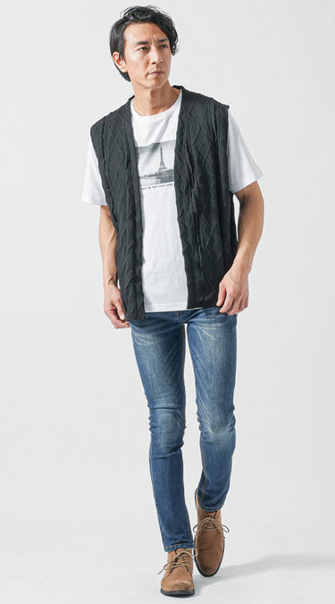 ポイント③ ロゴやプリントは小さめのものを選ぶ