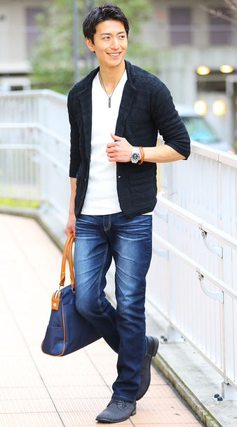 メンズにおすすめのジーンズ×ブーツのコーデ