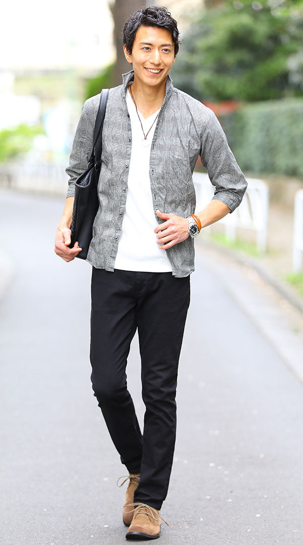 メンズ春夏のモノトーンコーディネート例