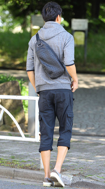 メンズバッグのコーディネート