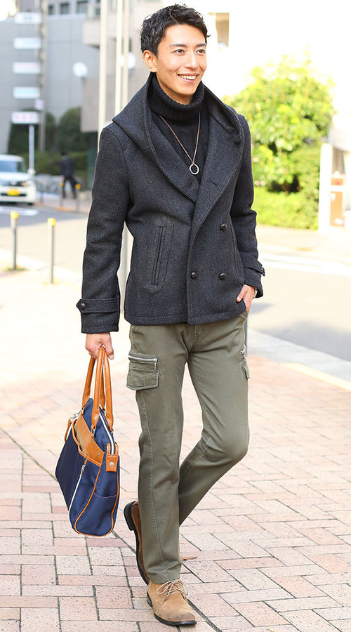 上品な大人のミリタリースタイル