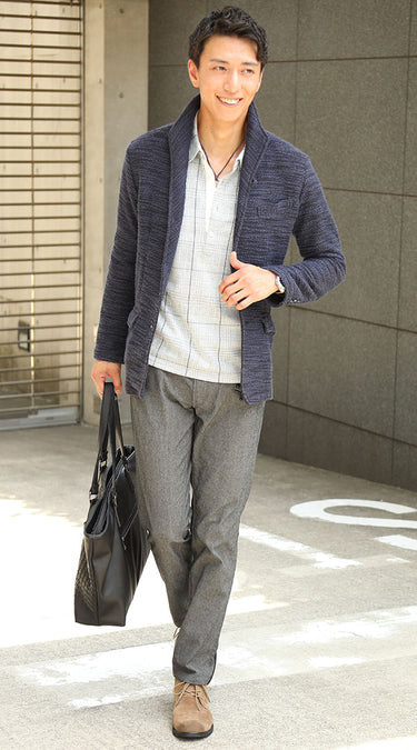 グレーポロシャツコーデ例