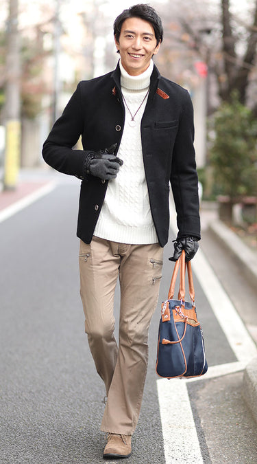 白タートルネックのおすすめコーデ