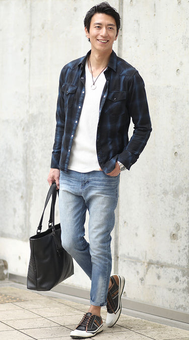 メンズのシャツコーディネート