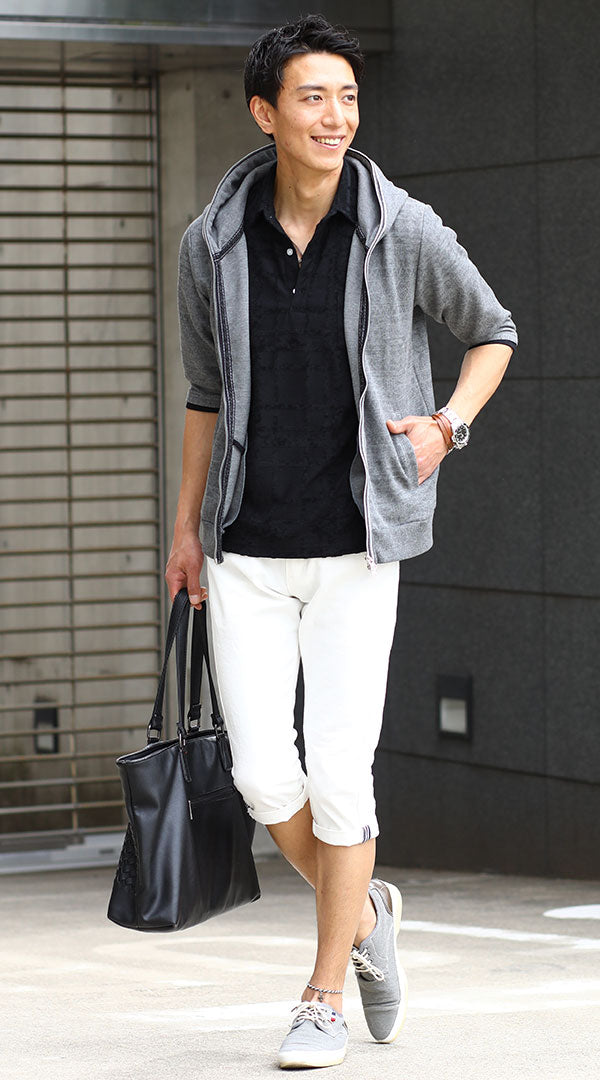 グレーパーカー　黒ポロシャツ　白クロップドパンツ　snp_zg0129