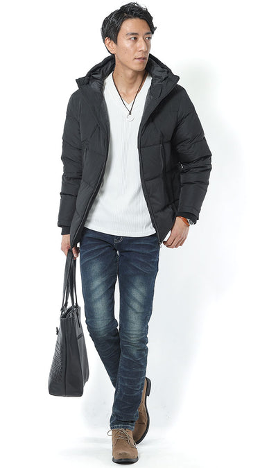 黒ダウン×バッグの目指したいコーデ