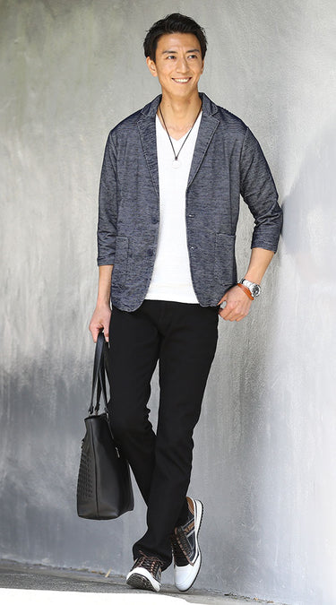 40代メンズのスニーカーコーデはきれいめカジュアルがおすすめ