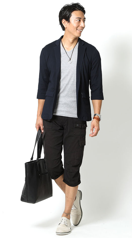 黒七分袖テーラードジャケット　グレーTシャツ　黒クロップドパンツ　snp_hh0274