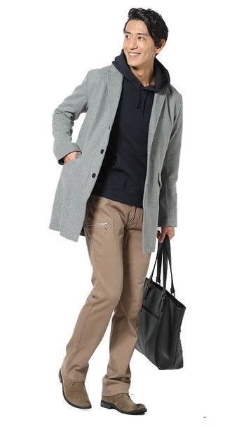 50代メンズにおすすめのパーカーのコーデ例