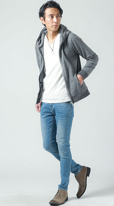 かっこよく見える細身のスリムパーカーコーデ例