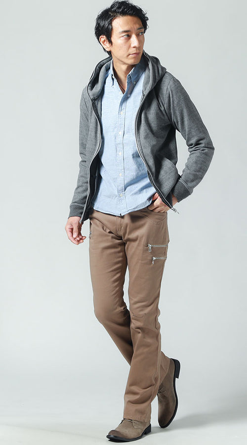 春の軽やかなシャツコーデ