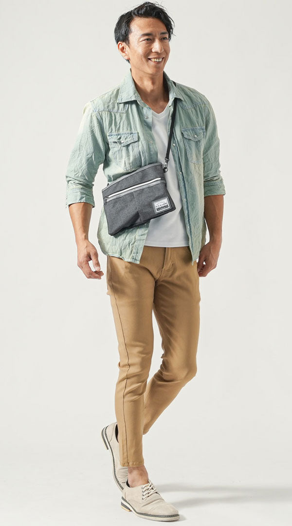 爽やかな夏のサコッシュコーディネート