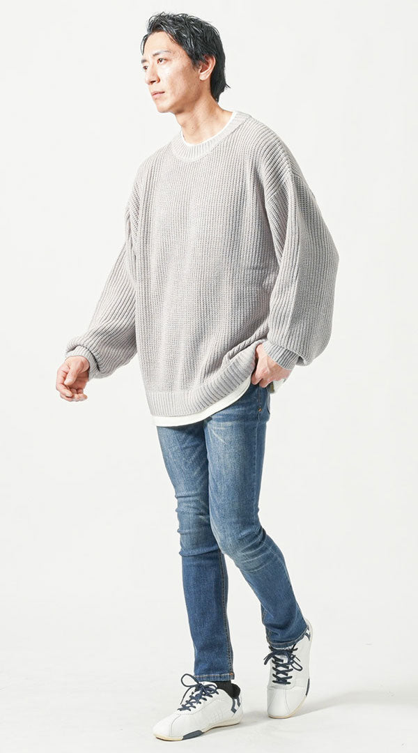 30代メンズ全身3点コーデセット　黒長袖ニットTシャツ×グレー長袖ニットTシャツ×ネイビーデニムパンツ