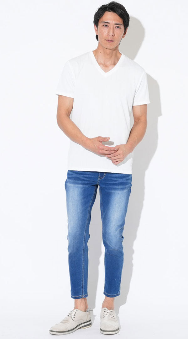 白スリムフィットケーブル編み半袖Tシャツ　ブルーストレッチスキニーアンクルデニムパンツ　グレースエードシューズ　snp_qv0461