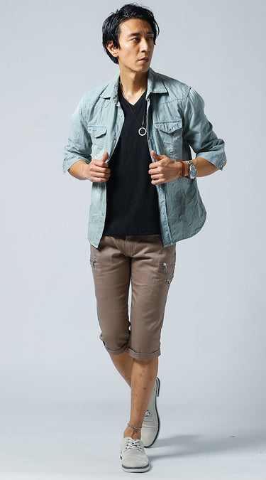 デニムシャツ×クロップドパンツの実際のコーデ例