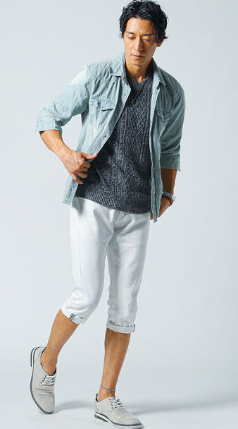 メンズにおすすめの夏のニット×シャツ重ね着コーディネート