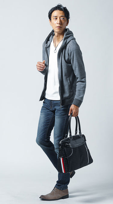 50代男性におすすめの休日バッグコーデの例