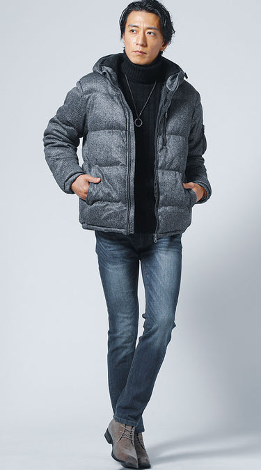 ニット メンズ　40代 ブランド　タートルネック　コーデ