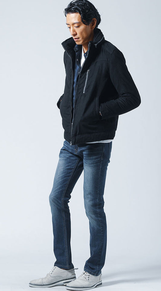 黒中綿ジャケット　ブルーシャツ　白長袖Tシャツ　ネイビーデニムパンツ　snp_ko0238