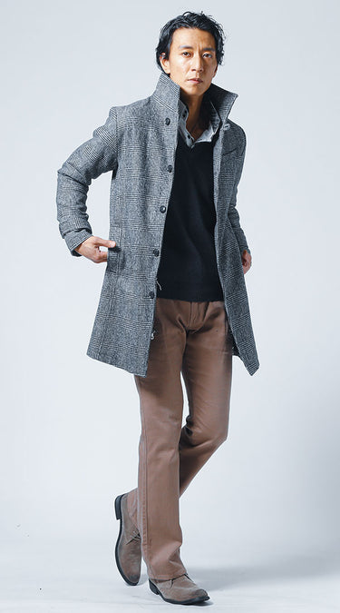 シャツを合わせて大人の雰囲気をつくる上品コーデ