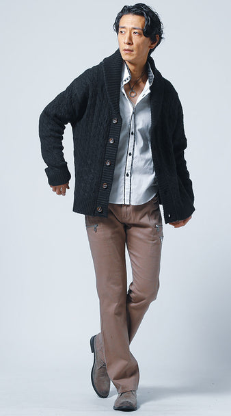 黒カーディガン