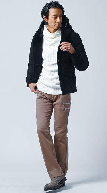 白ニットのメンズコーディネート例