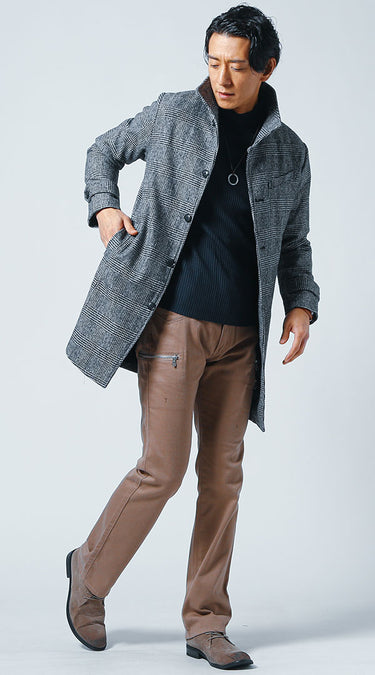 女性からも高評価のネイビーセーターコーデ